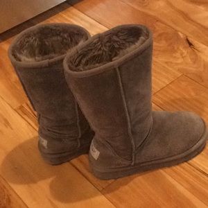 EUC uggs.